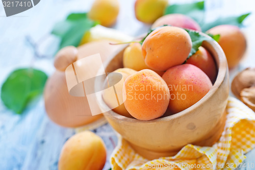 Image of apricots