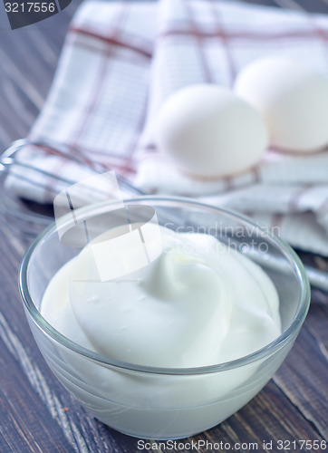Image of whipping eggs with cream