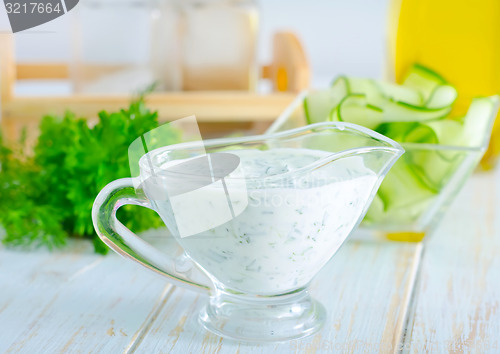 Image of white sauce