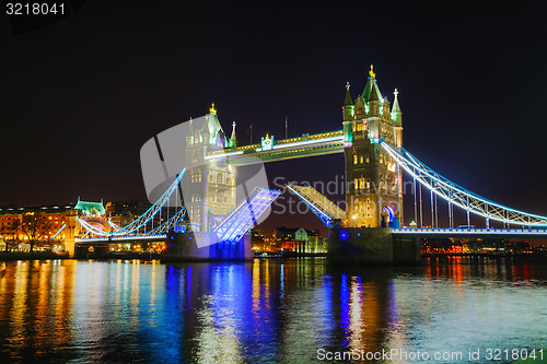 Image of Tower bridge in London, Great Britain