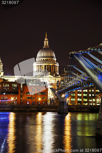 Image of Saint Paul\'s cathedral in London