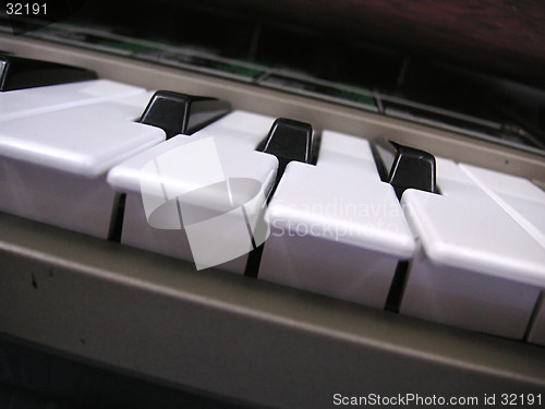 Image of angled keyboard