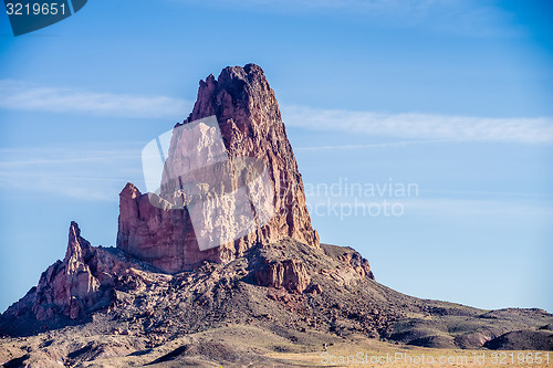 Image of El Capitan Peak just north of Kayenta Arizona in Monument Valley