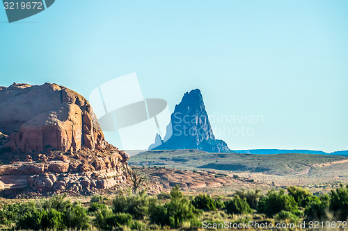 Image of El Capitan Peak just north of Kayenta Arizona in Monument Valley