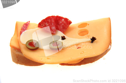 Image of open sandwich with mouse