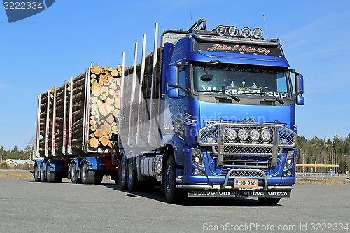 Image of Volvo FH16 700 Logging Truck