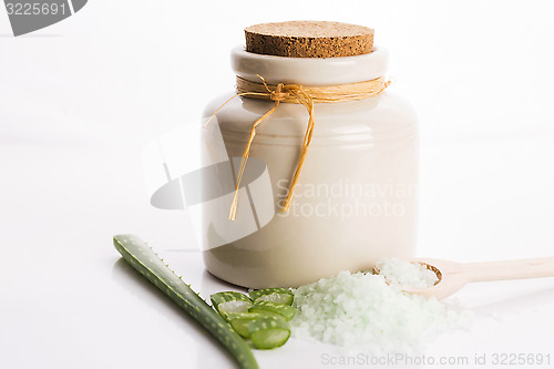 Image of aloe vera and sea salt