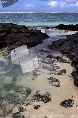 Image of beach rock in  mauritius