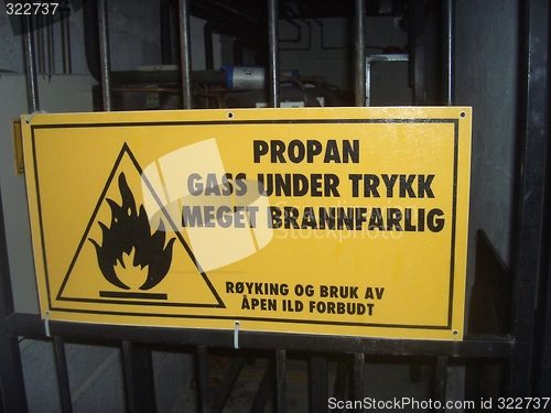 Image of Warning sign, propane gas under pressure