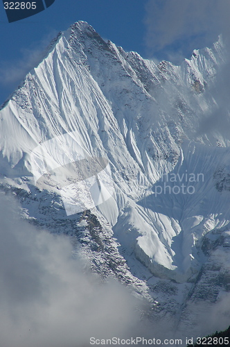 Image of Annapurna summit in Himalaya