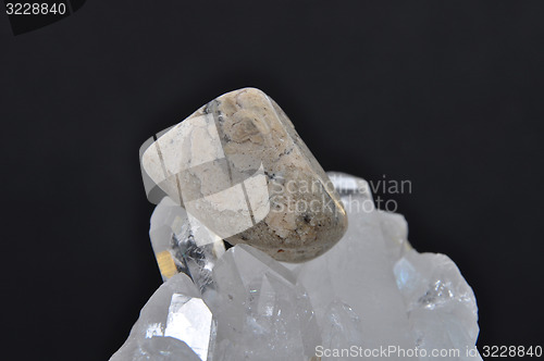 Image of Jasper on rock crystal