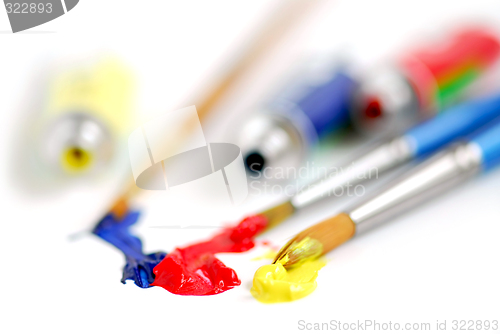 Image of Primary colors paintbrush