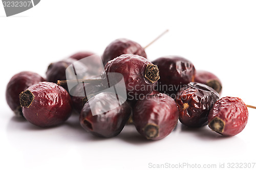 Image of dry berry rose hips