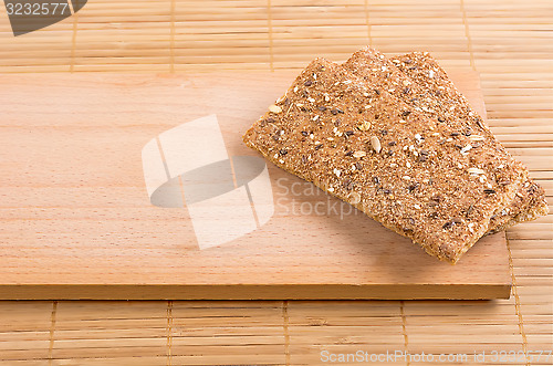 Image of Crispbread with seeds.