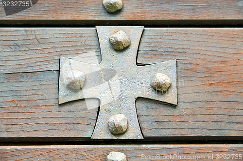 Image of  cross lombardy  seprio abstract    curch  closed wood italy