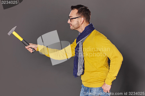 Image of Man with hammer