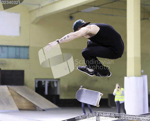 Image of Young skateboarders training in skatepark