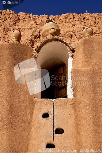 Image of old door in  of matmata