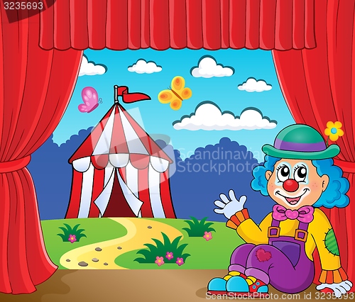 Image of Sitting clown theme image 6