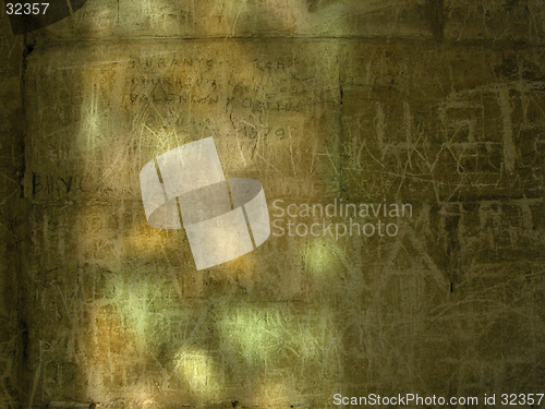 Image of Nice wall with graffiti