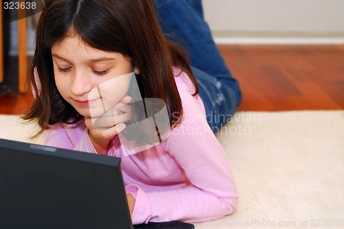 Image of Girl computer