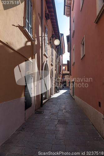 Image of narrow street of the old city in Italy