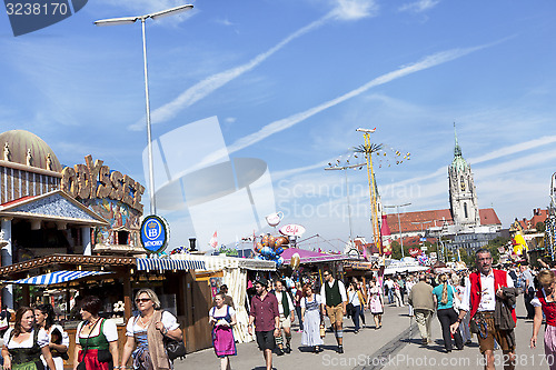 Image of Oktoberfest visitors