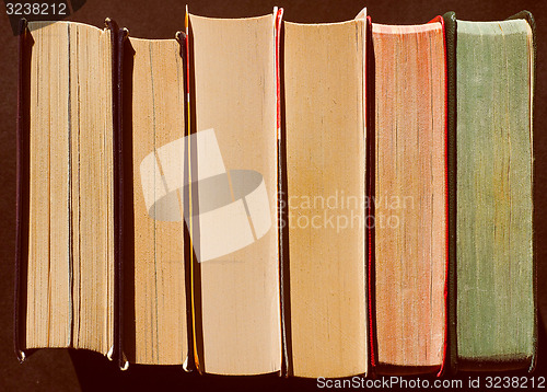 Image of Retro look Many books