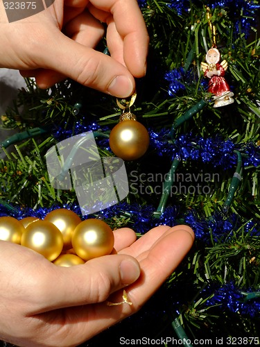 Image of Making the Christmas tree