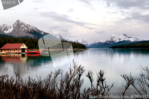 Image of Maligne lake