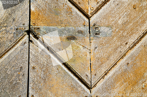 Image of  cross lombardy   antonino   rusty brass brown knocker 
