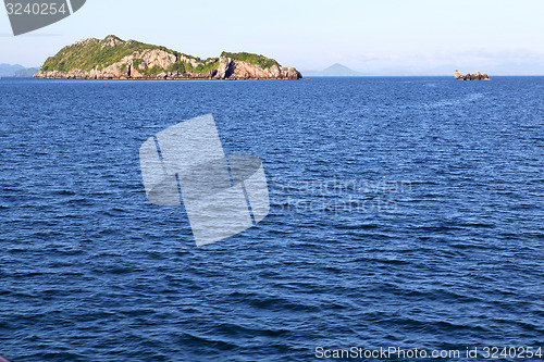 Image of   asia  myanmar  lomprayah  bay isle   rocks foam  