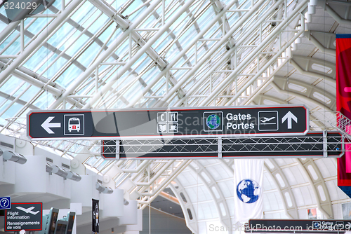 Image of Airport sign
