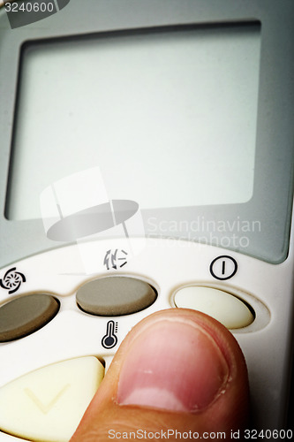 Image of Remote buttons.