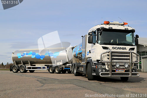 Image of Scania R500 V8 Milk Truck Parked