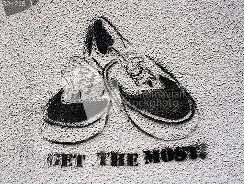 Image of Shoes graffiti