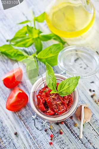 Image of dry tomato