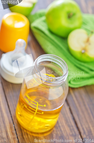 Image of apple juice