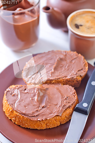 Image of bread with chocolate cream