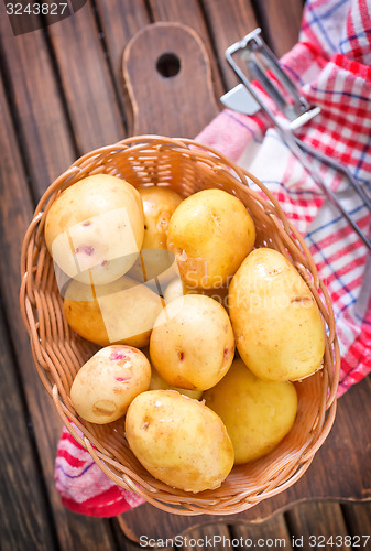 Image of raw potato