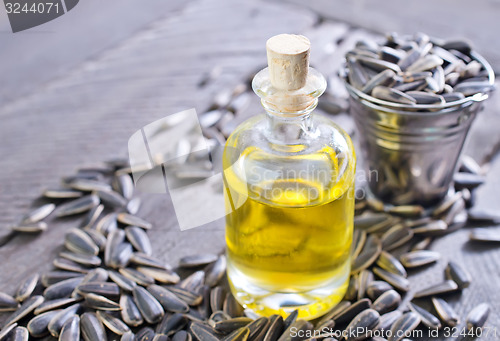 Image of sunflower oil