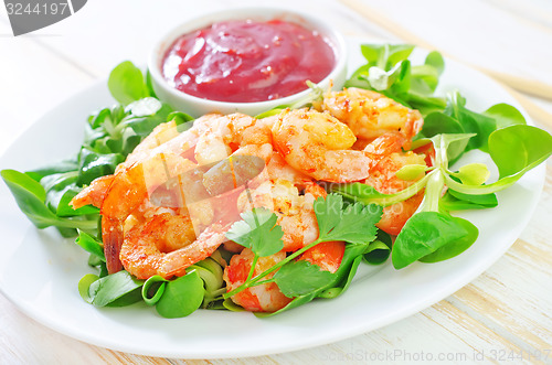Image of shrimps with salad