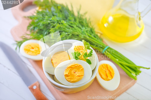 Image of boiled eggs