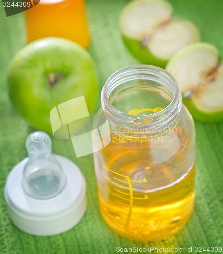 Image of apple juice