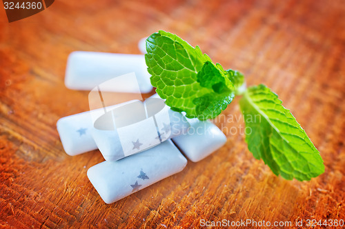 Image of mint gum