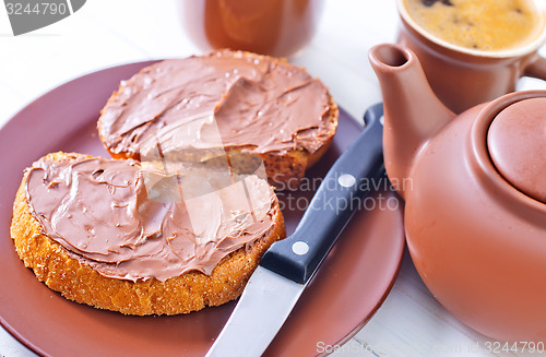 Image of bread with chocolate cream