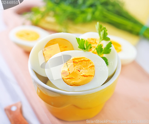 Image of boiled eggs