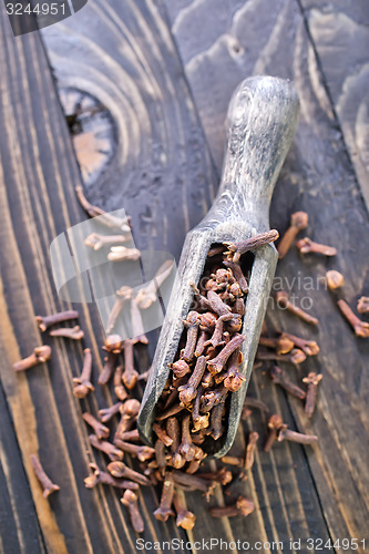 Image of cloves