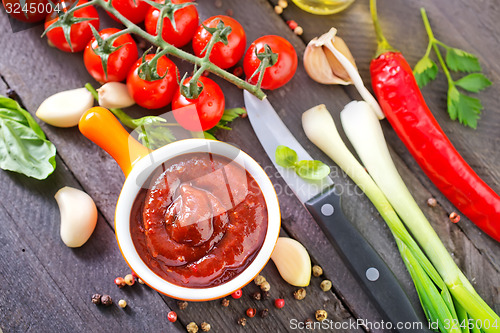 Image of tomato sauce