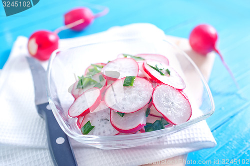 Image of salad with radish